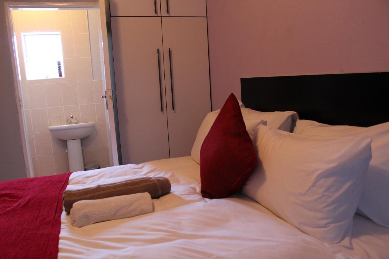 Davilla Guest House Mazenod Εξωτερικό φωτογραφία